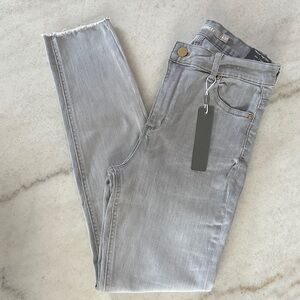 Tractr Women's Light Gray Skinny Jeans